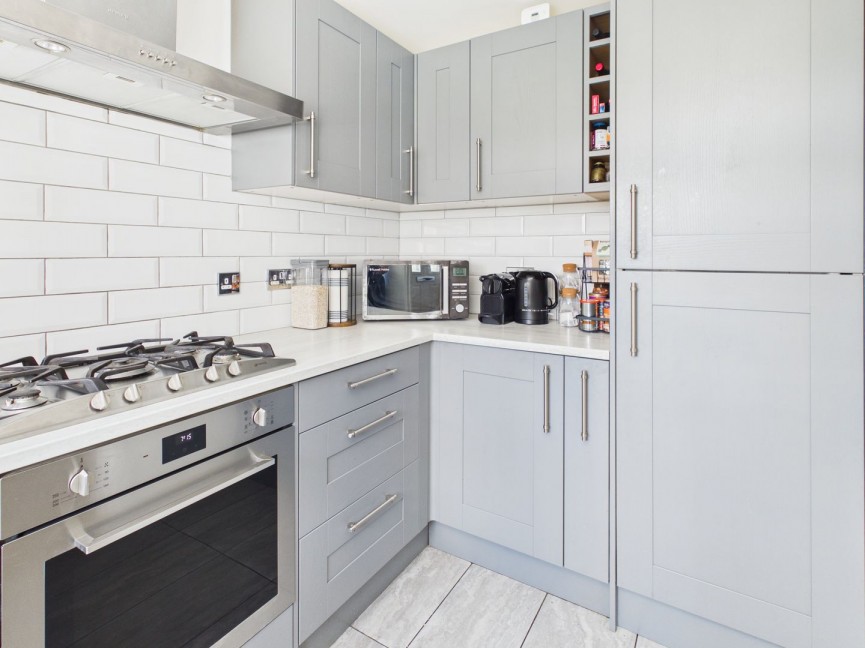 2 bedroom House for Sale Brunel Drive, Biggleswade, Bedfordshire