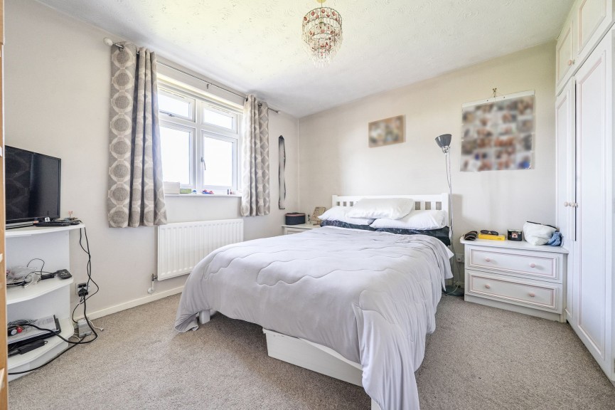 5 bedroom House for Sale Churchill Way, Shefford, Bedfordshire