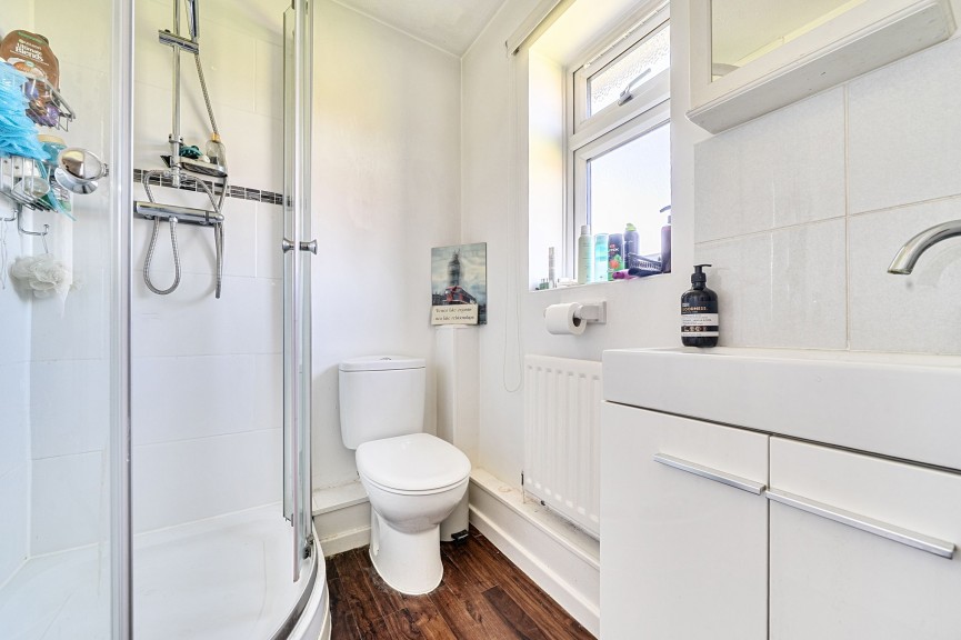 5 bedroom House for Sale Churchill Way, Shefford, Bedfordshire