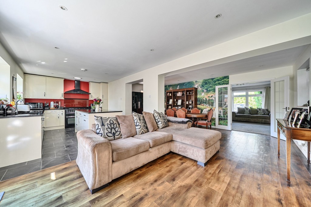 Churchill Way, Shefford, Bedfordshire