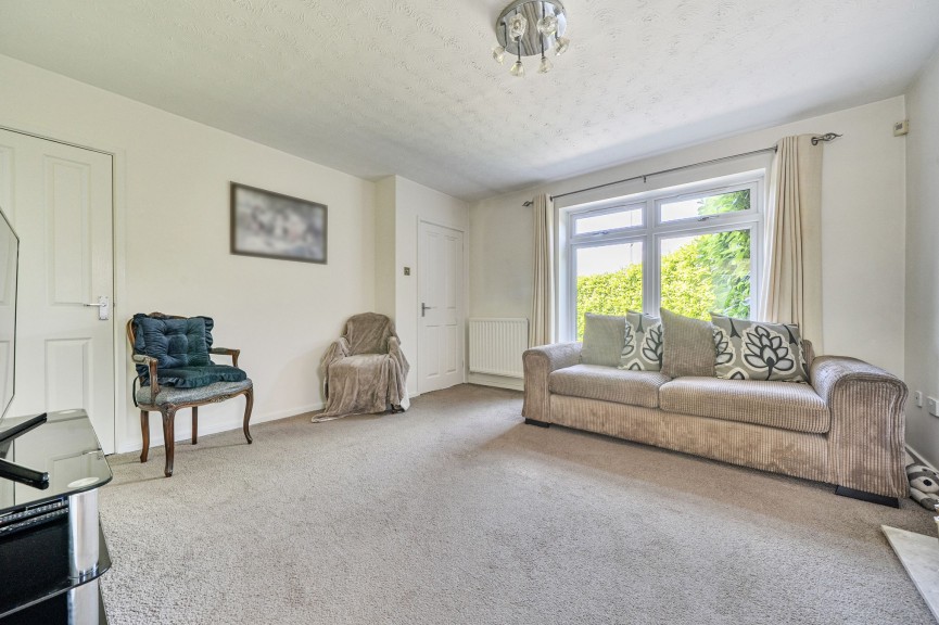 5 bedroom House for Sale Churchill Way, Shefford, Bedfordshire