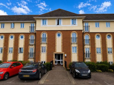 Walsingham Close, Hatfield, Hertfordshire