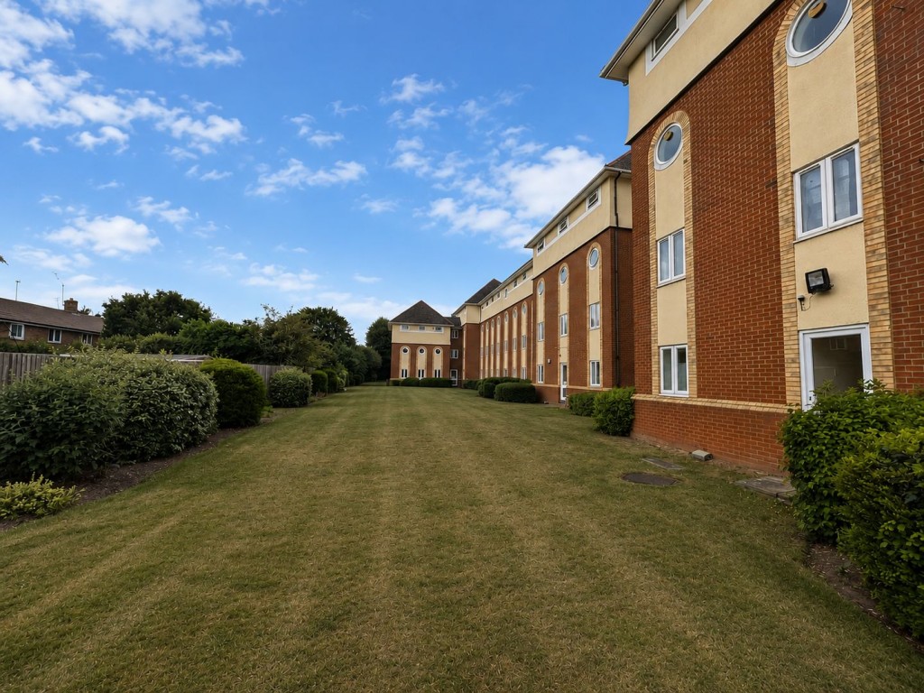 Walsingham Close, Hatfield, Hertfordshire