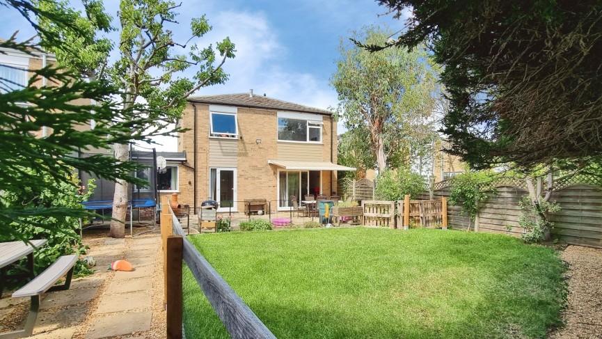 4 bedroom House for Sale Wilstead, Bedfordshire