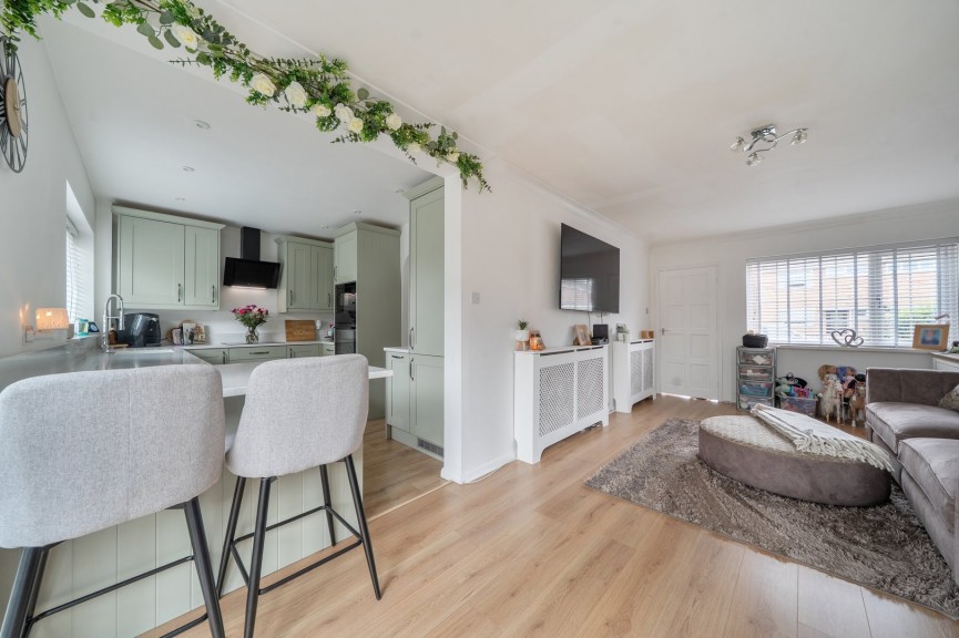 3 bedroom House for Sale Mowbray Crescent, Stotfold, Bedfordshire