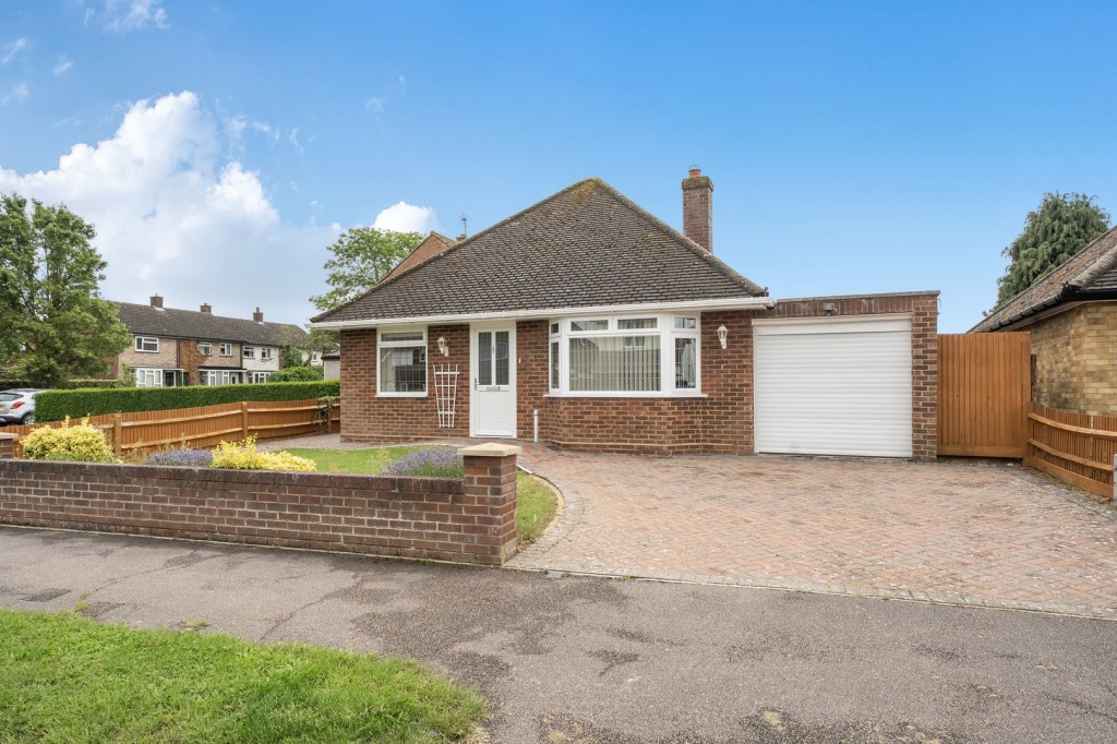 Pix Road, Stotfold, Bedfordshire