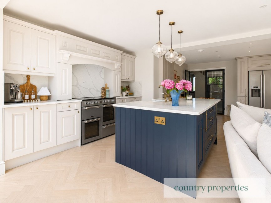 4 bedroom House for Sale Howlands, Welwyn Garden City, Hertfordshire