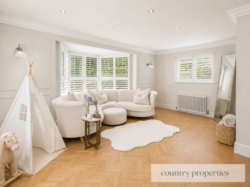 4 bedroom House for Sale Howlands, Welwyn Garden City, Hertfordshire