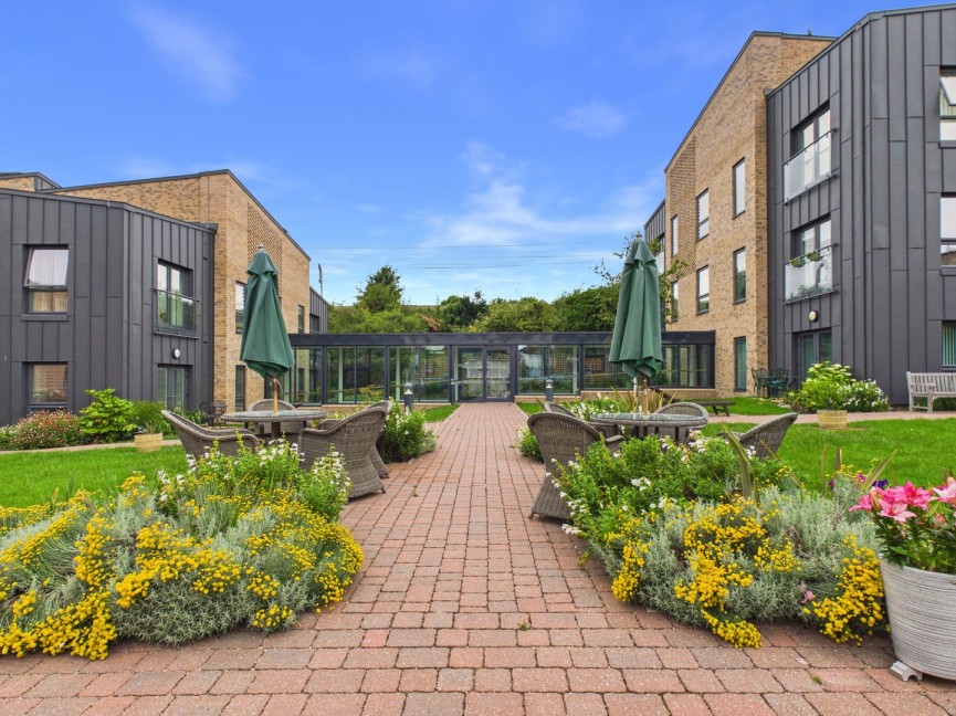 1 bedroom Flat for Sale Baldock, Herts