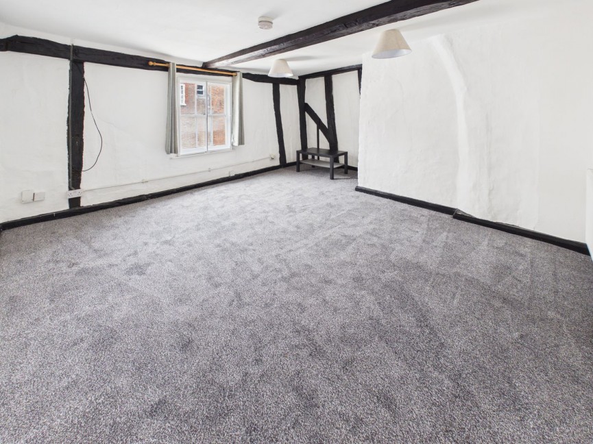 2 bedroom Flat for Sale Baldock, Herts