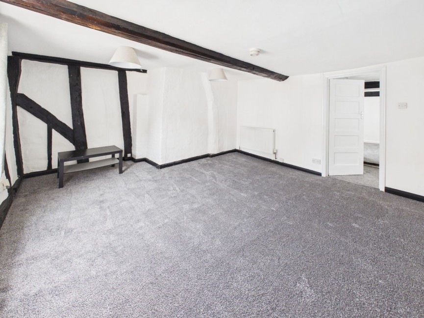 2 bedroom Flat for Sale Baldock, Herts