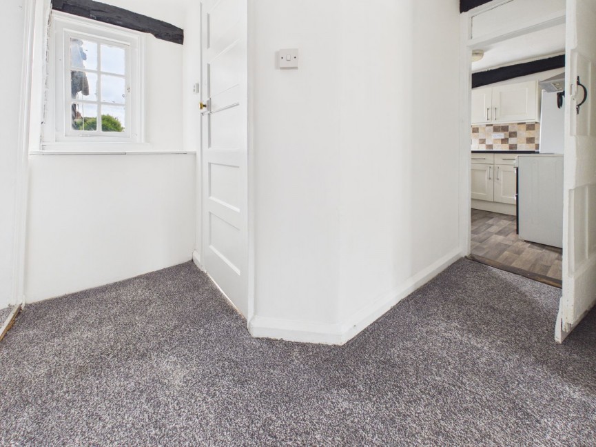 2 bedroom Flat for Sale Baldock, Herts