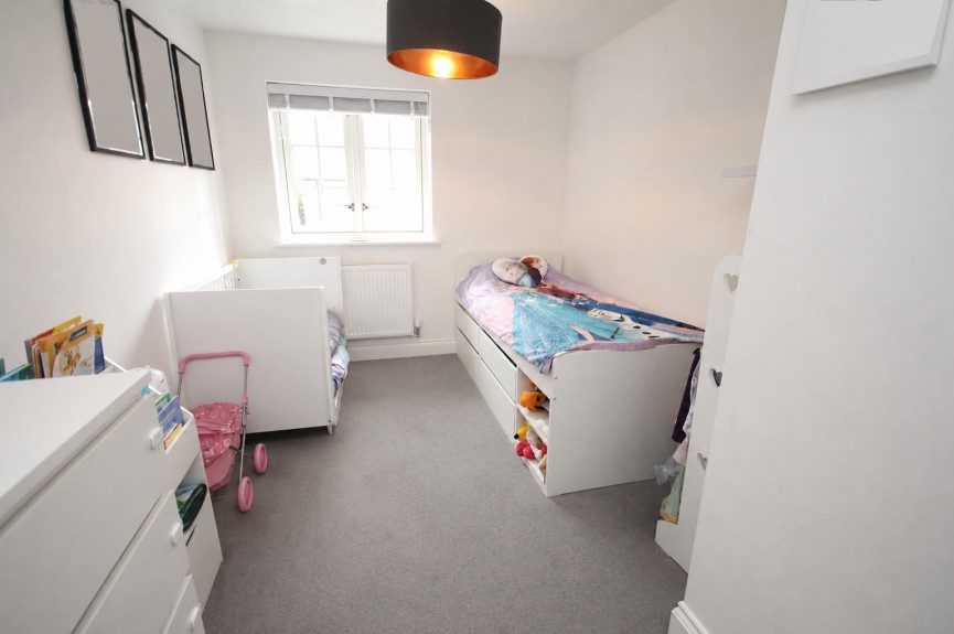 2 bedroom Flat for Sale Norton Way South, Letchworth Garden City, Hertfordshire