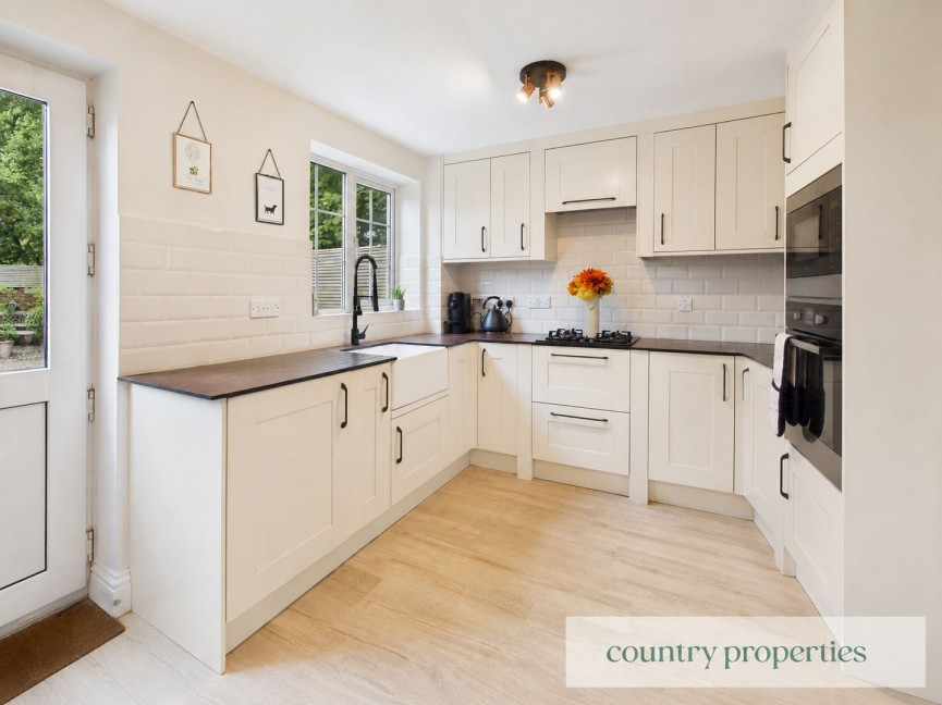 2 bedroom House for Sale Tempsford, Welwyn Garden City, Hertfordshire