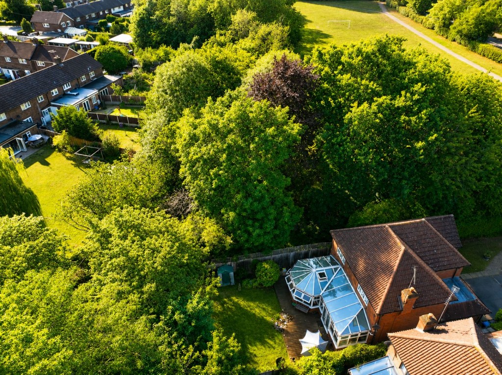 Cedar Walk, Welwyn Garden City, Hertfordshire