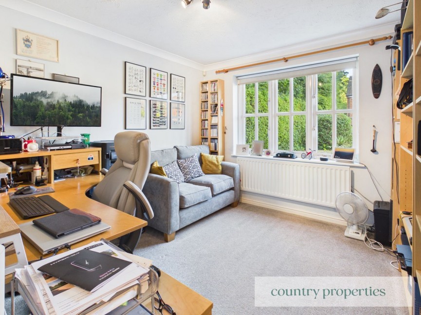 4 bedroom House for Sale Cedar Walk, Welwyn Garden City, Hertfordshire