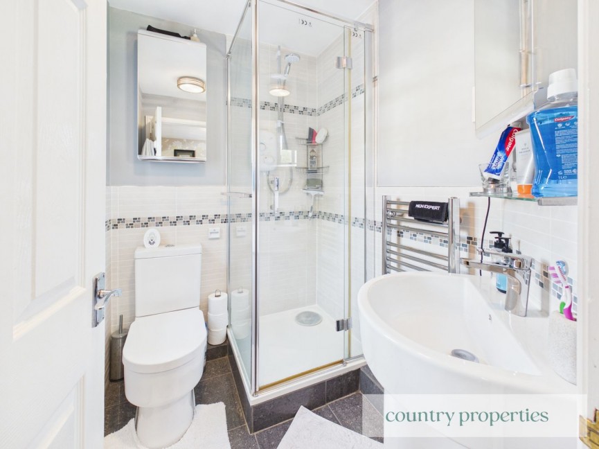 4 bedroom House for Sale Cedar Walk, Welwyn Garden City, Hertfordshire