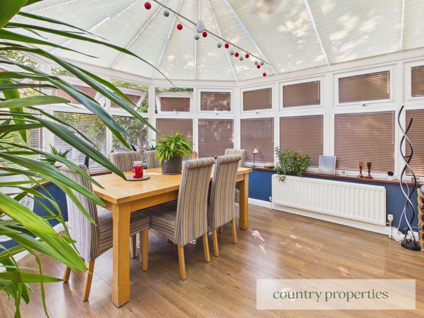 4 bedroom House for Sale Cedar Walk, Welwyn Garden City, Hertfordshire