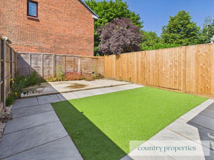 3 bedroom House for Sale Poppyfields, Welwyn Garden City, Hertfordshire