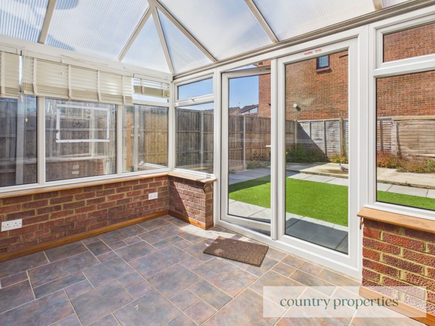3 bedroom House for Sale Poppyfields, Welwyn Garden City, Hertfordshire