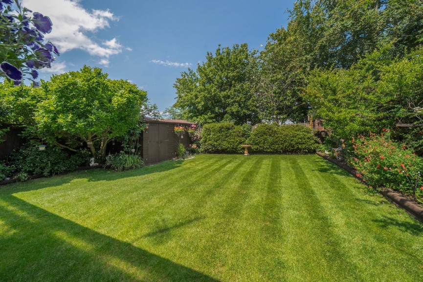 4 bedroom House for Sale Queens Close, Flitwick, Bedfordshire