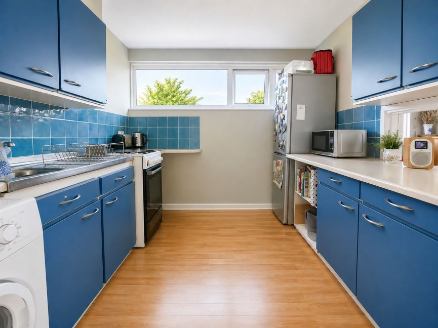 2 bedroom Flat for Sale Hillfield, Hatfield, Hertfordshire