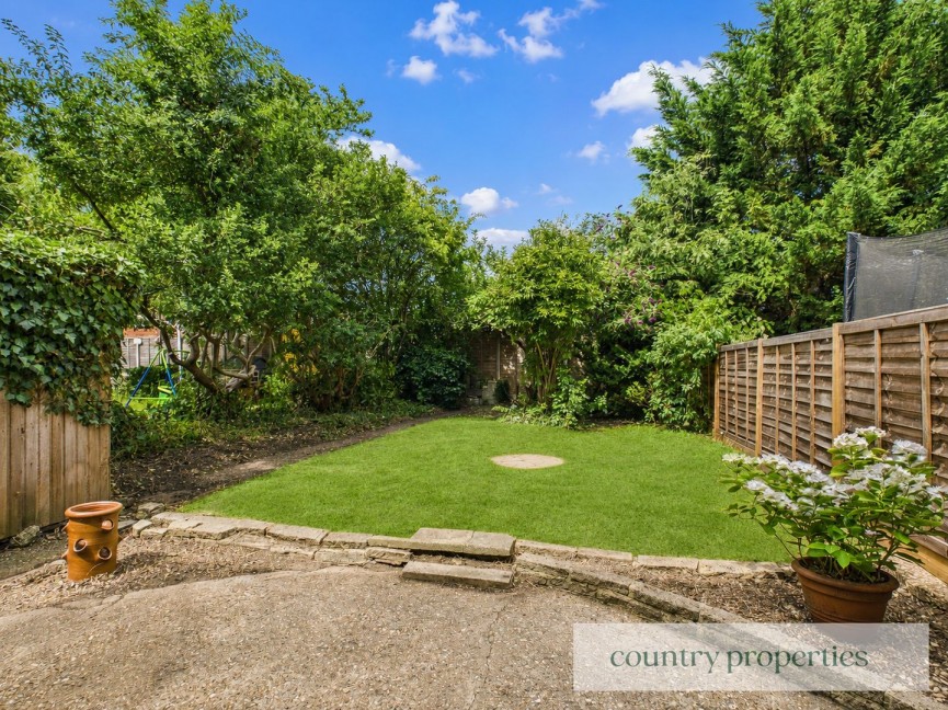 3 bedroom House for Sale Dawley, Welwyn Garden City, Hertfordshire