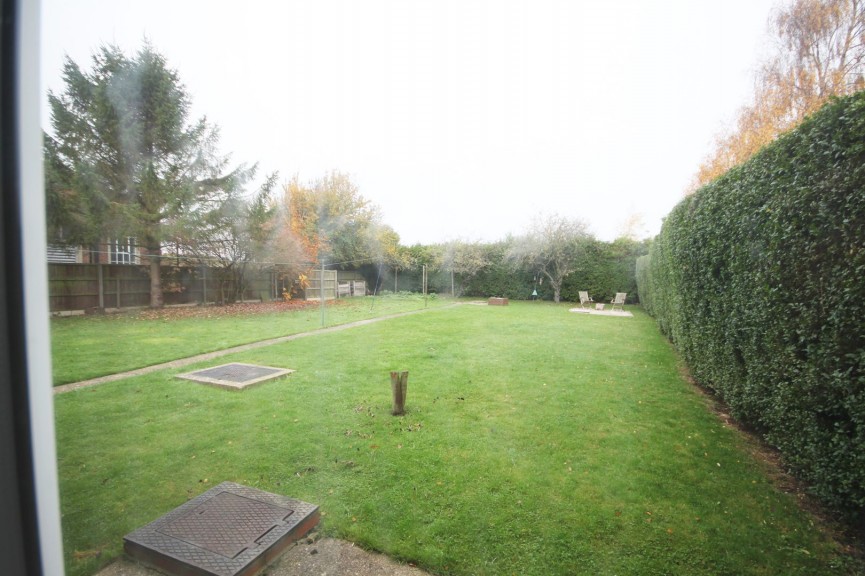 3 bedroom House for Letting Meppershall, Beds
