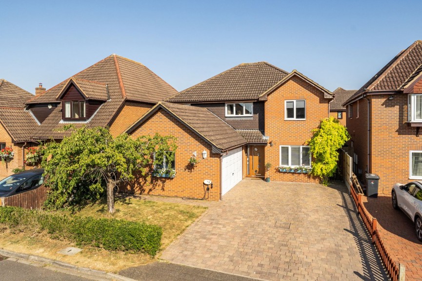 4 bedroom House for Sale Highfields, Westoning, Bedfordshire