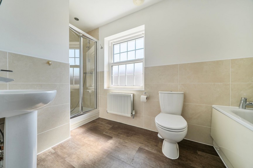 3 bedroom House for Sale Grange Drive, Stotfold, Bedfordshire