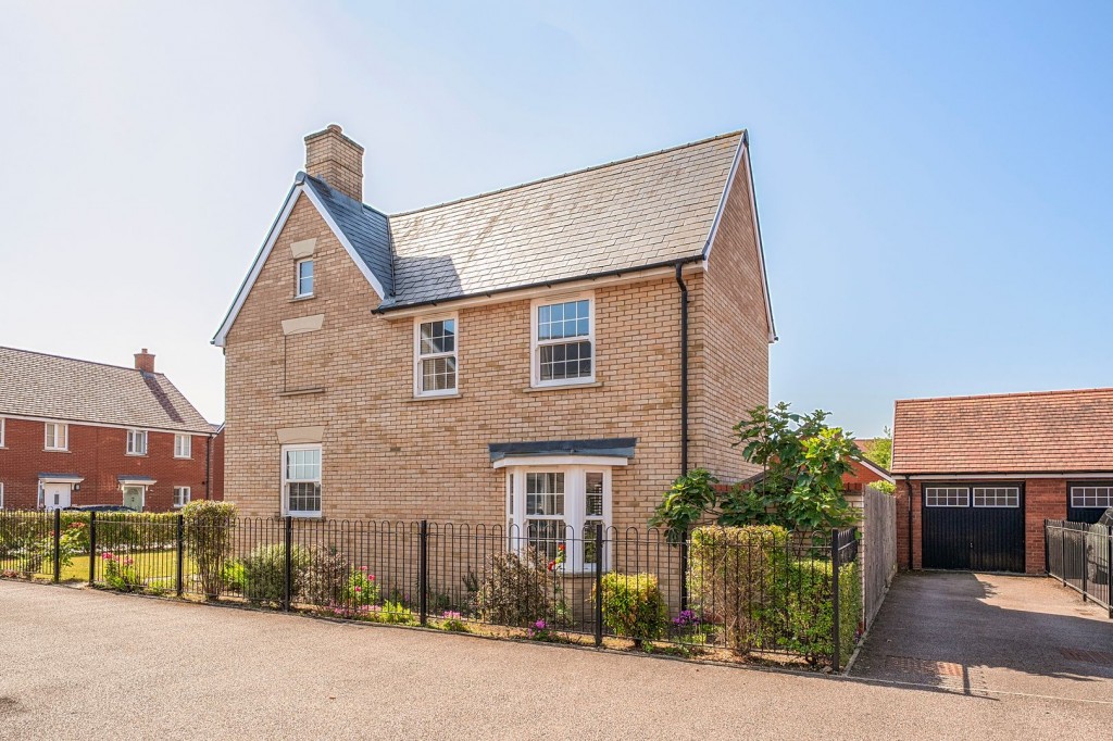 Grange Drive, Stotfold, Bedfordshire
