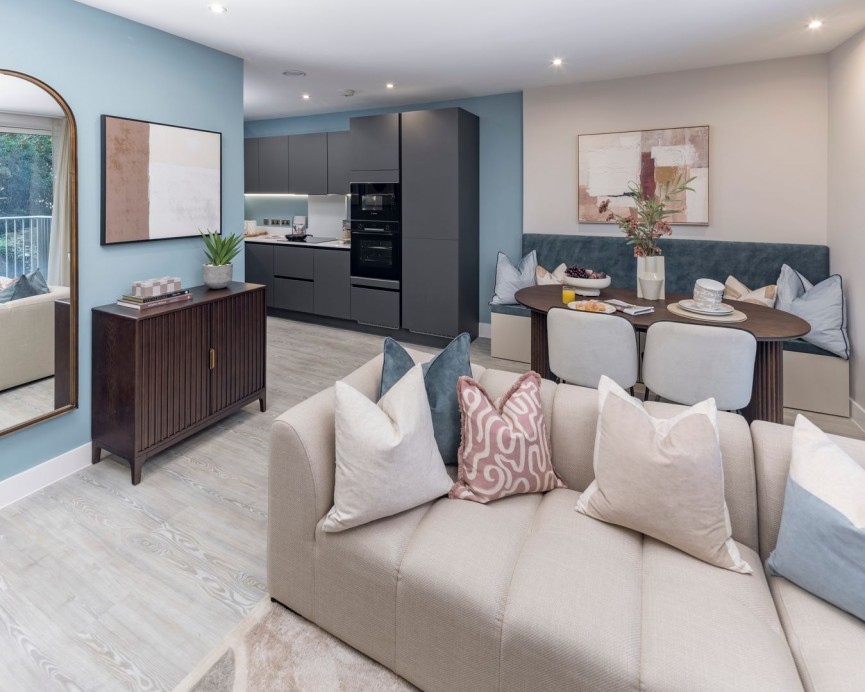 2 bedroom Flat for Sale Lytton way, Stevenage, Hertfordshire