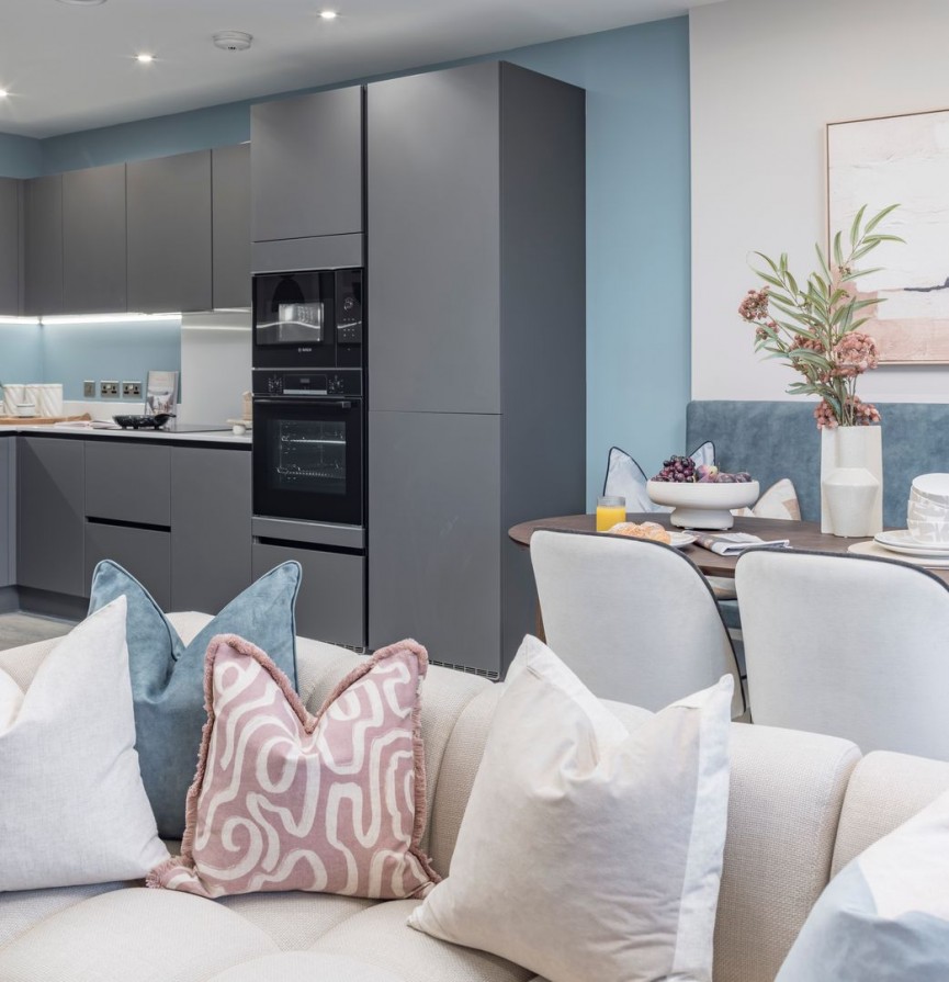 2 bedroom Flat for Sale Lytton way, Stevenage, Hertfordshire