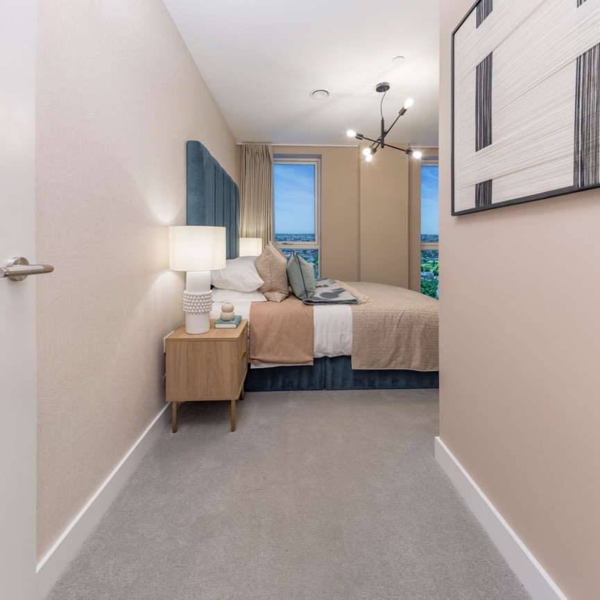 2 bedroom Flat for Sale Lytton way, Stevenage, Hertfordshire