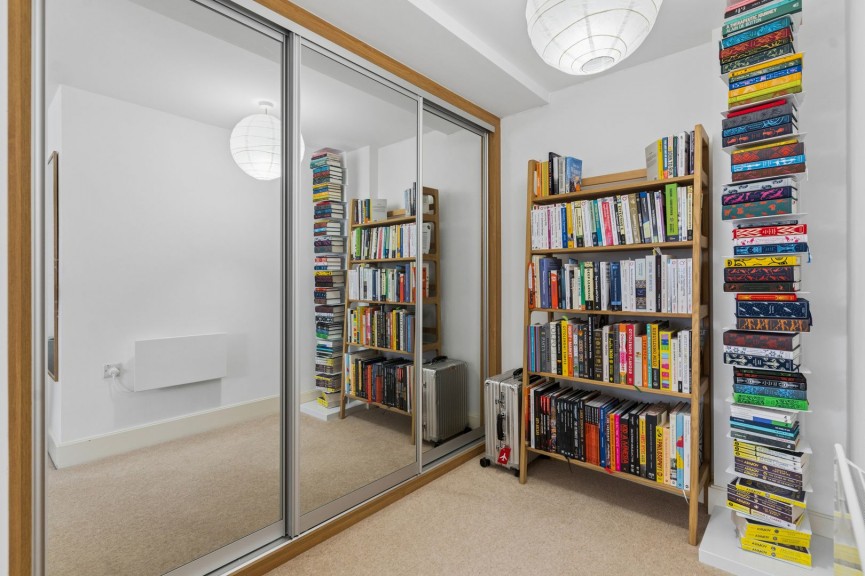 2 bedroom Flat for Sale Paynes Park, HITCHIN, Hertfordshire
