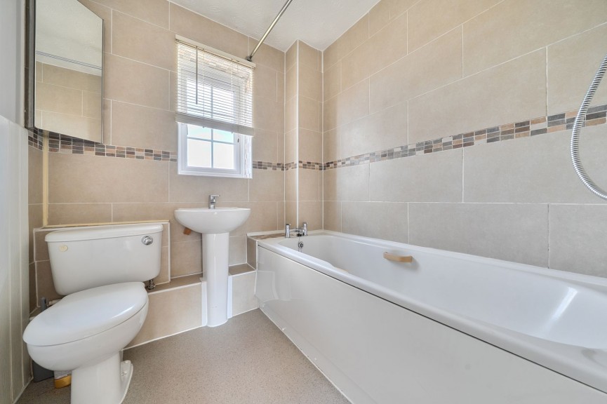 2 bedroom House for Sale Elgar Drive, Shefford, Bedfordshire