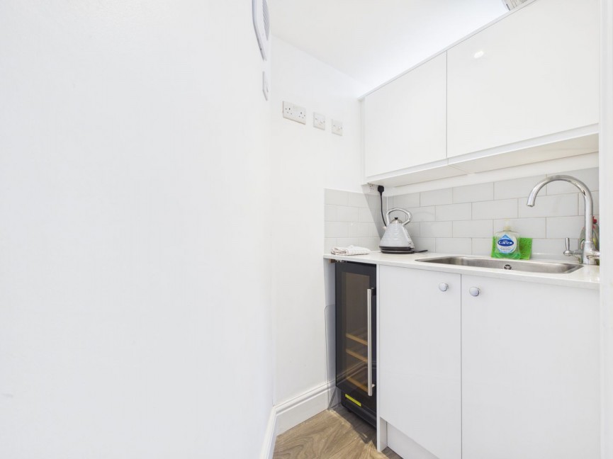 6 bedroom House for Sale Tannery Close, Royston, Hertfordshire