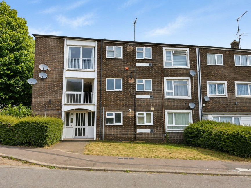 1 bedroom Flat for Sale Northdown Road, Hatfield, Hertfordshire