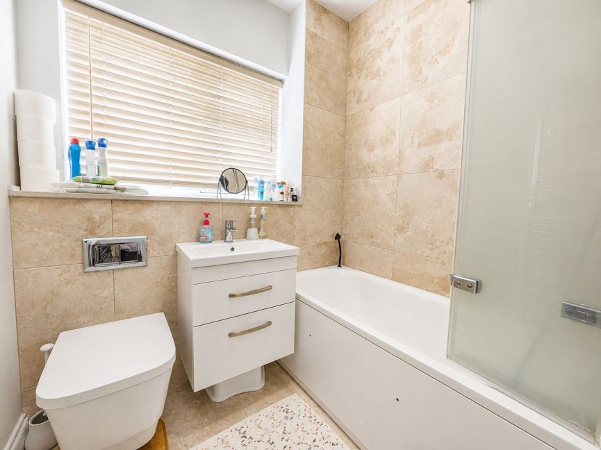 1 bedroom Flat for Sale Northdown Road, Hatfield, Hertfordshire