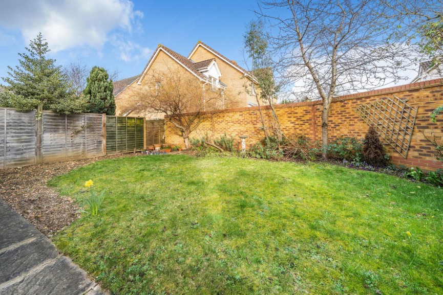 3 bedroom House for Sale Midland Way, Henlow, Bedfordshire