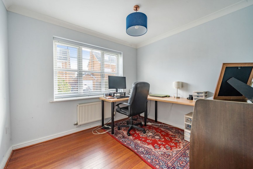 3 bedroom House for Sale Midland Way, Henlow, Bedfordshire