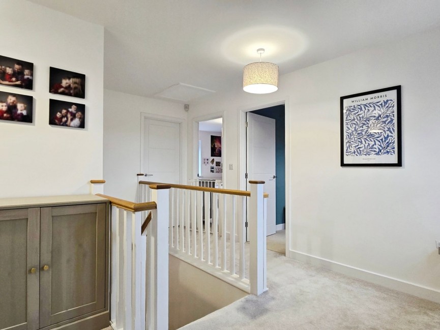 5 bedroom House for Letting Ravensden