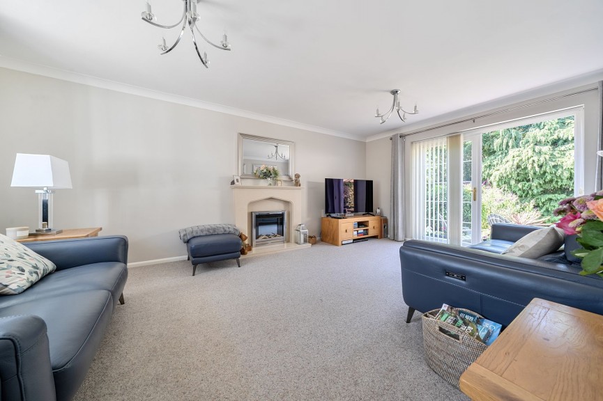 4 bedroom House for Sale Sandringham Road, Flitwick, Bedford