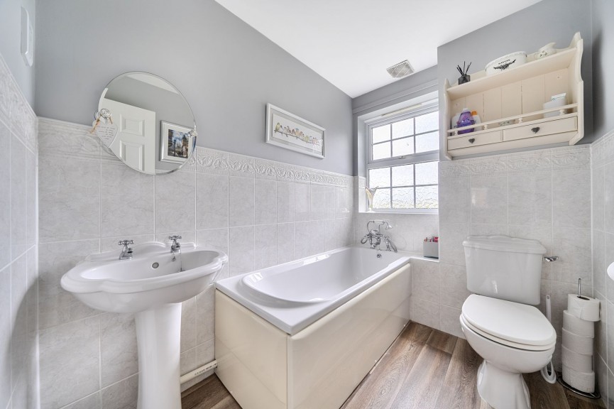 4 bedroom House for Sale Meppershall, Shefford, Bedfordshire