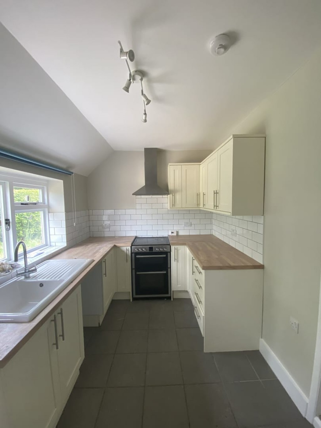 Cotton End, Bedford