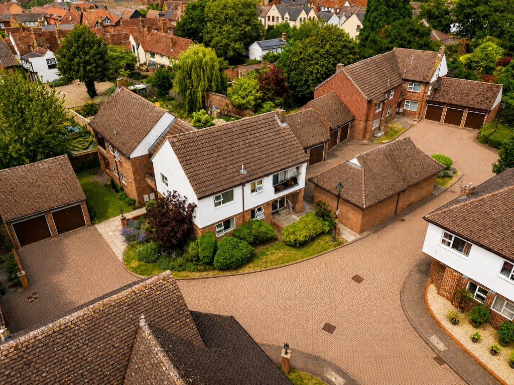 Riddell Gardens, BALDOCK, Hertfordshire