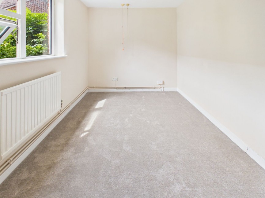 2 bedroom Flat for Sale Riddell Gardens, BALDOCK, Hertfordshire