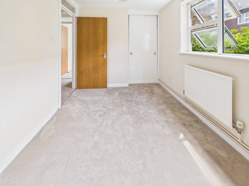 2 bedroom Flat for Sale Riddell Gardens, BALDOCK, Hertfordshire