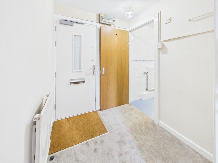 2 bedroom Flat for Sale Riddell Gardens, BALDOCK, Hertfordshire
