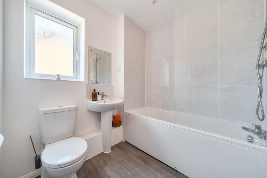 2 bedroom House for Sale Shefford